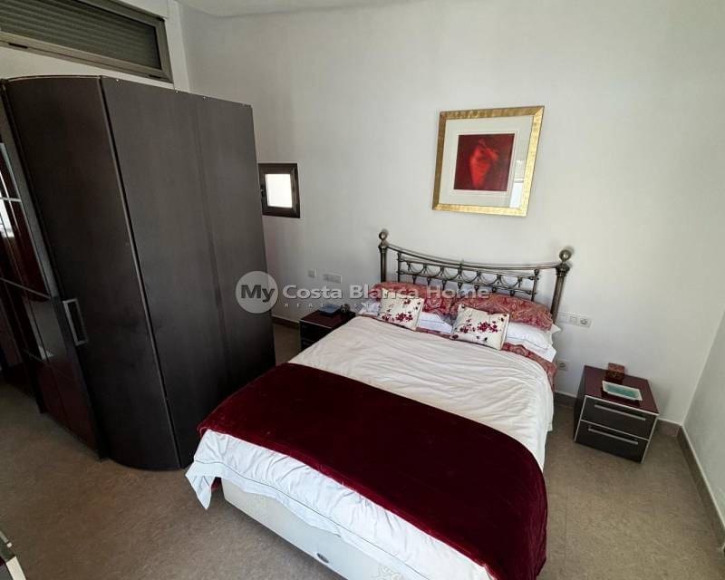 3 soveværelse Villa til salg i Cox med swimmingpool - € 340.000 (Ref: 8304518)