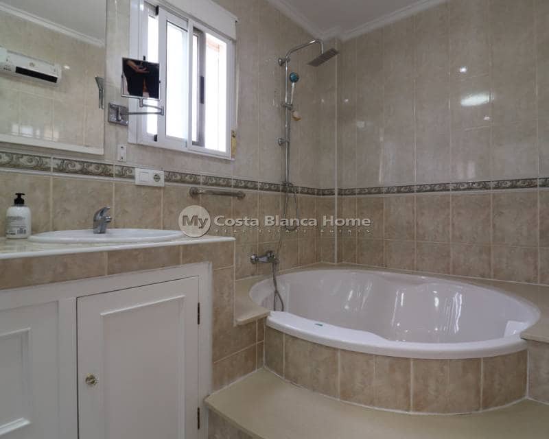 4 quarto Moradia para venda em Algorfa com piscina - 464 950 € (Ref: 8335515)