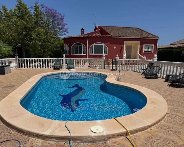 3 soverom Villa til salgs i Catral med svømmebasseng garasje - € 319 995 (Ref: 8602346)