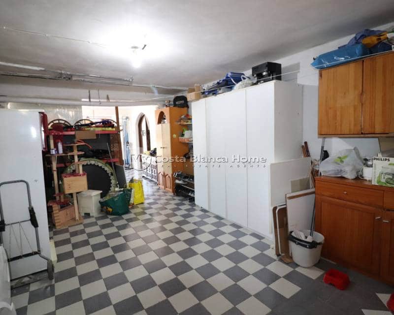 3 bedroom Villa for sale in Algorfa with pool - € 418,000 (Ref: 8649137)