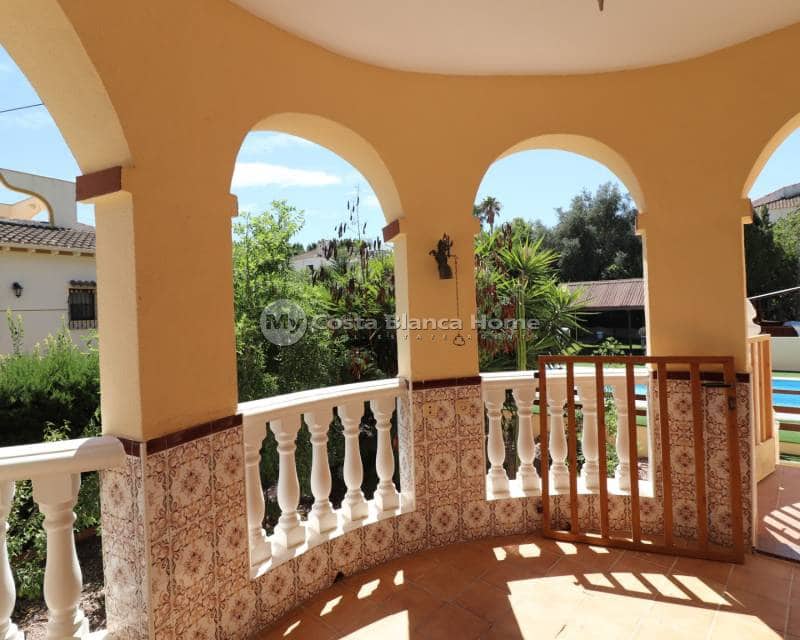 3 bedroom Villa for sale in Algorfa with pool - € 418,000 (Ref: 8649137)