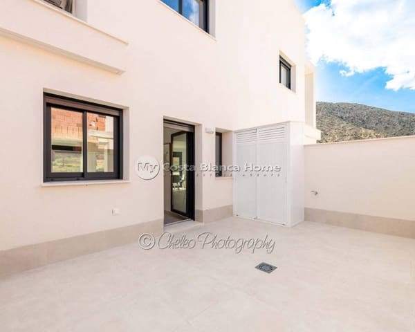 Casa de 2 habitaciones en Cox en venta con piscina - 223.000 € (Ref: 8686501)