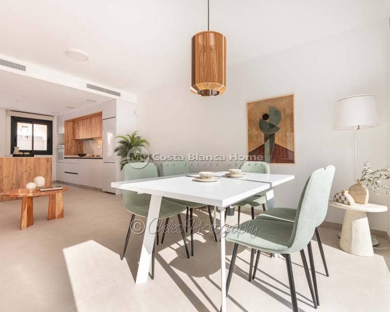 Casa de 2 habitaciones en Cox en venta con piscina - 223.000 € (Ref: 8686501)