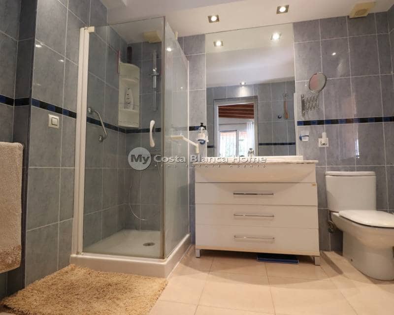 3 bedroom Villa for sale in Algorfa with pool - € 549,500 (Ref: 8782072)