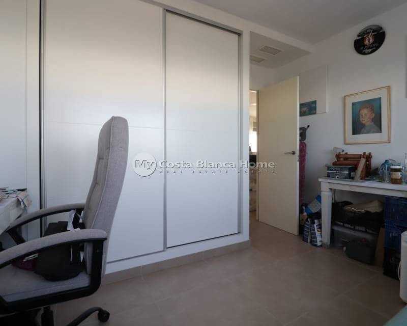 2 slaapkamer Appartement te koop in Los Montesinos met zwembad - € 219.950 (Ref: 8782081)