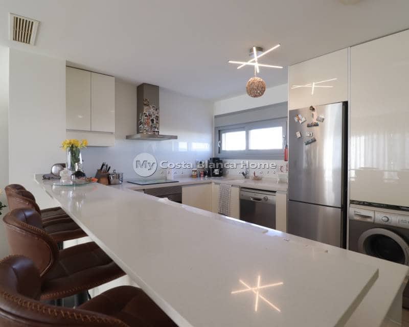 2 slaapkamer Appartement te koop in Los Montesinos met zwembad - € 219.950 (Ref: 8782081)