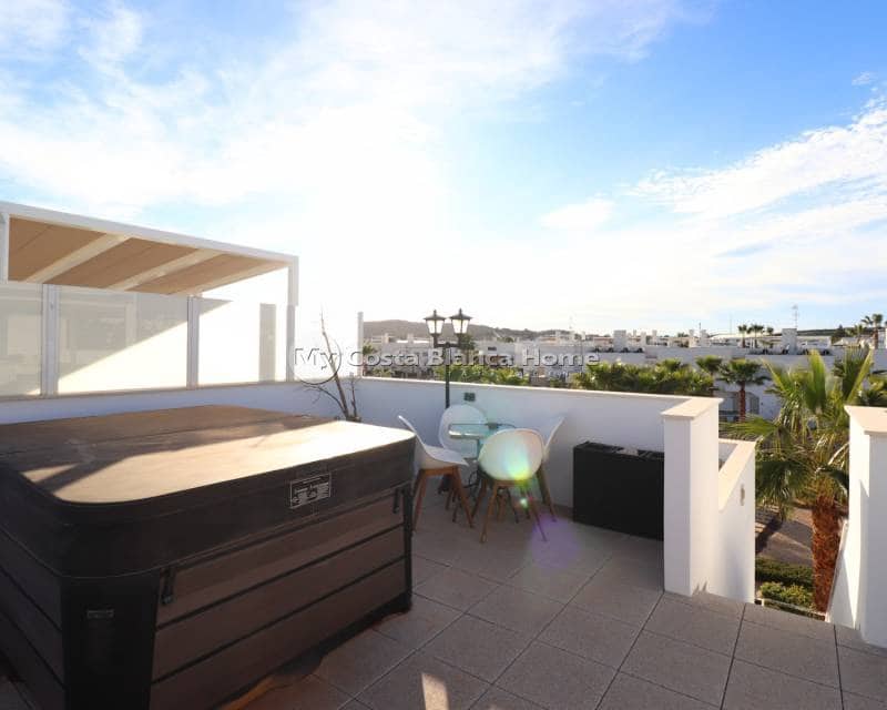 2 slaapkamer Appartement te koop in Los Montesinos met zwembad - € 219.950 (Ref: 8782081)