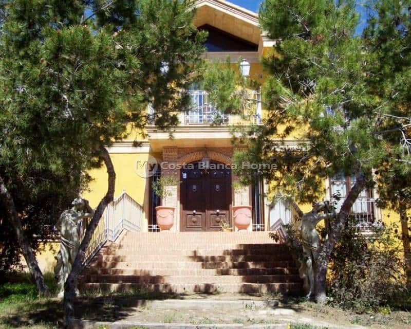 4 slaapkamer Finca/Landhuis te koop in Lo Pepin met zwembad - € 999.950 (Ref: 8824119)