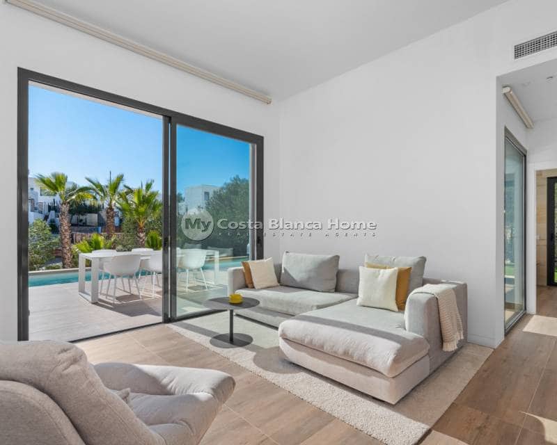 4 bedroom Villa for sale in Las Colinas Golf with pool - € 829,000 (Ref: 8824120)