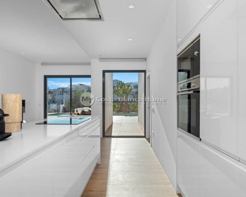 4 bedroom Villa for sale in Las Colinas Golf with pool - € 829,000 (Ref: 8824120)