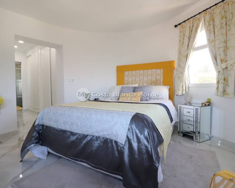 5 sypialnia Willa na sprzedaż w Algorfa z basenem - 685 000 € (Ref: 8824123)