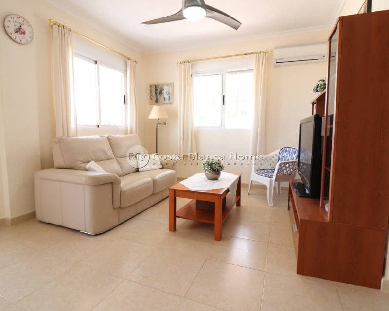 Chalet de 3 habitaciones en Algorfa en venta con piscina - 585.000 € (Ref: 8824125)