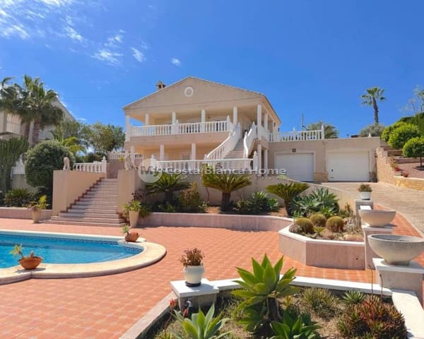 3 bedroom Villa for sale in Algorfa with pool - € 585,000 (Ref: 8824125)