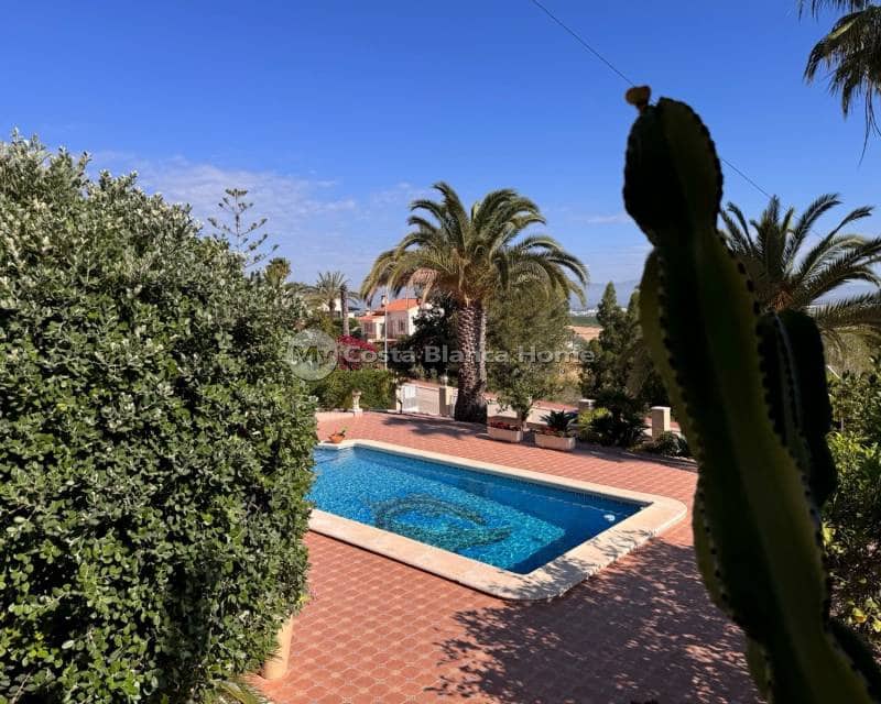 Chalet de 3 habitaciones en Algorfa en venta con piscina - 585.000 € (Ref: 8824125)