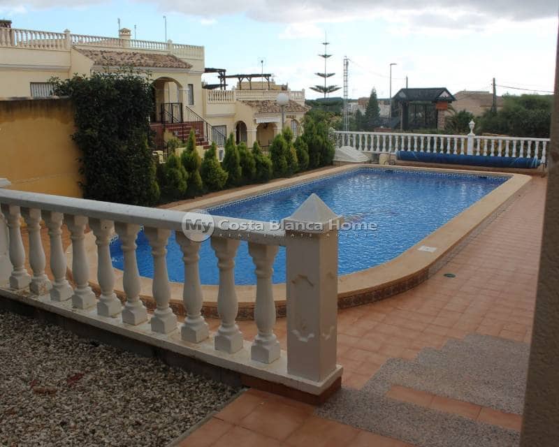 3 bedroom Semi-detached Villa for sale in Algorfa with pool - € 265,000 (Ref: 8824141)