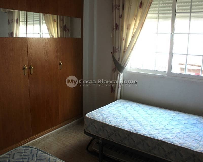 3 bedroom Semi-detached Villa for sale in Algorfa with pool - € 265,000 (Ref: 8824141)