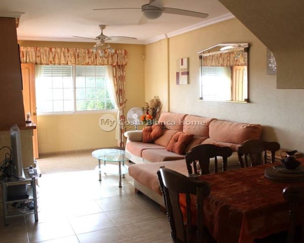 3 bedroom Semi-detached Villa for sale in Algorfa with pool - € 265,000 (Ref: 8824141)