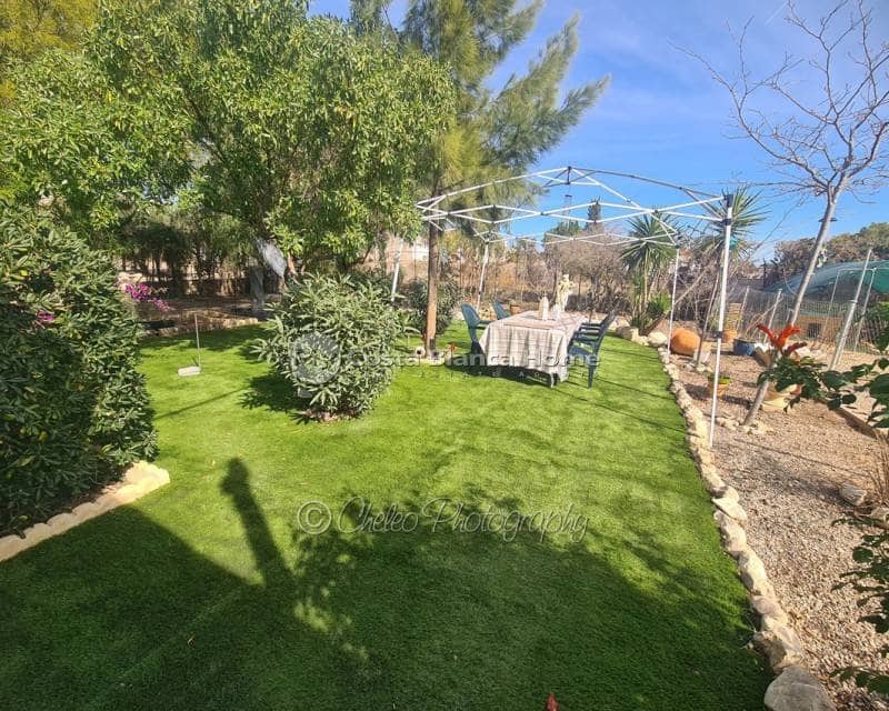 3 sovrum Finca/Hus på landet till salu i Albatera med pool - 229 950 € (Ref: 8848163)