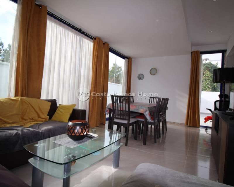 4 bedroom Villa for sale in Fortuna with pool - € 259,900 (Ref: 8880718)