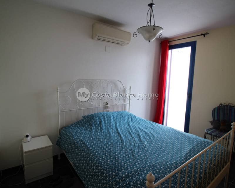 4 bedroom Villa for sale in Fortuna with pool - € 259,900 (Ref: 8880718)