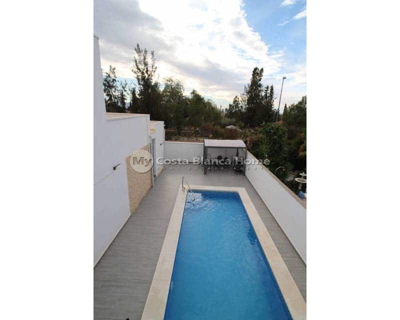 4 bedroom Villa for sale in Fortuna with pool - € 259,900 (Ref: 8880718)