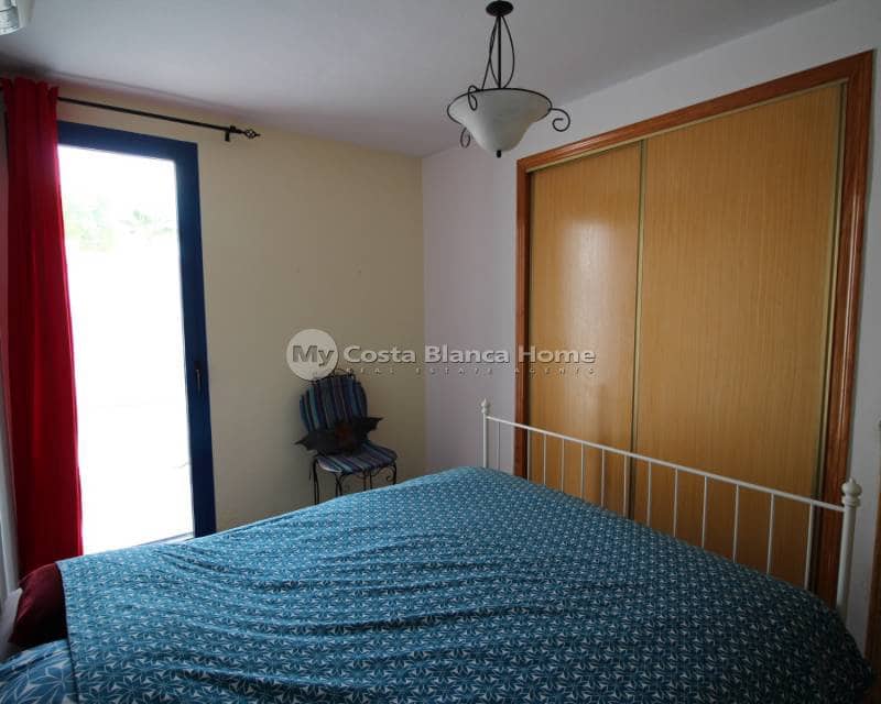 4 bedroom Villa for sale in Fortuna with pool - € 259,900 (Ref: 8880718)