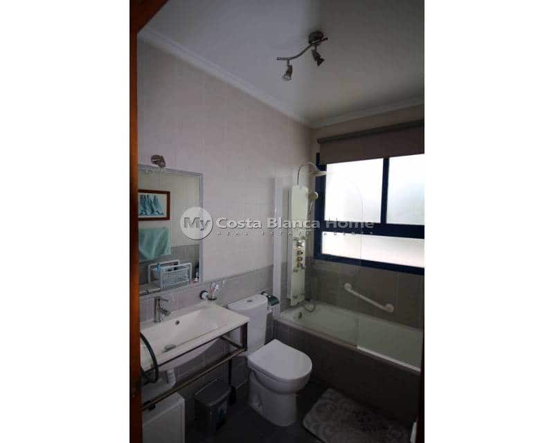 4 bedroom Villa for sale in Fortuna with pool - € 259,900 (Ref: 8880718)