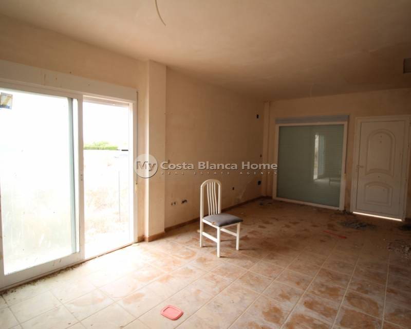 3 bedroom Villa for sale in Fortuna - € 139,900 (Ref: 8880724)