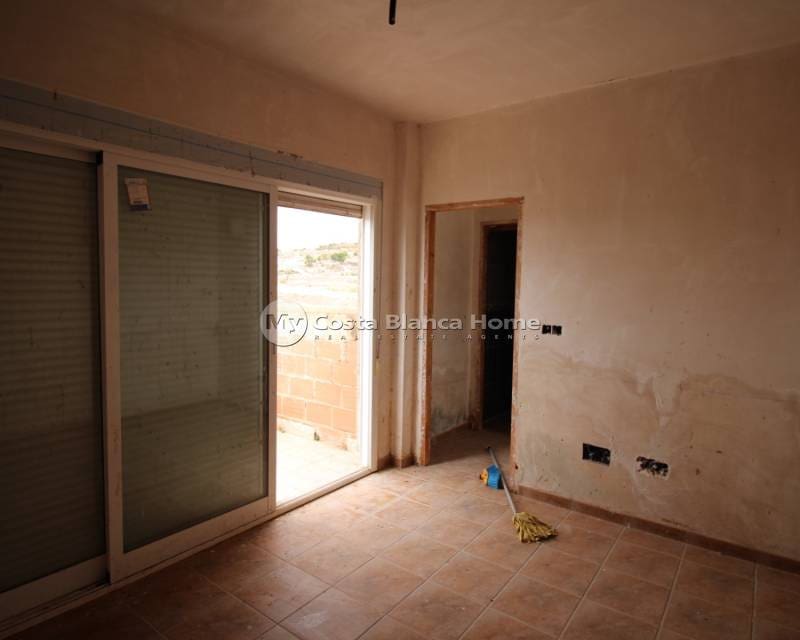 3 bedroom Villa for sale in Fortuna - € 139,900 (Ref: 8880724)