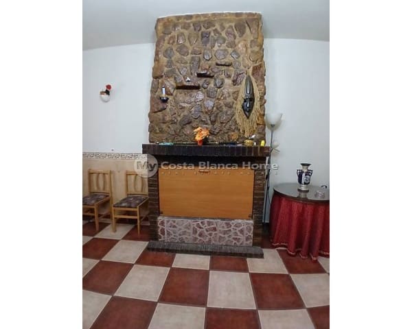 3 bedroom Finca/Country House for sale in Jumilla - € 140,000 (Ref: 8880731)