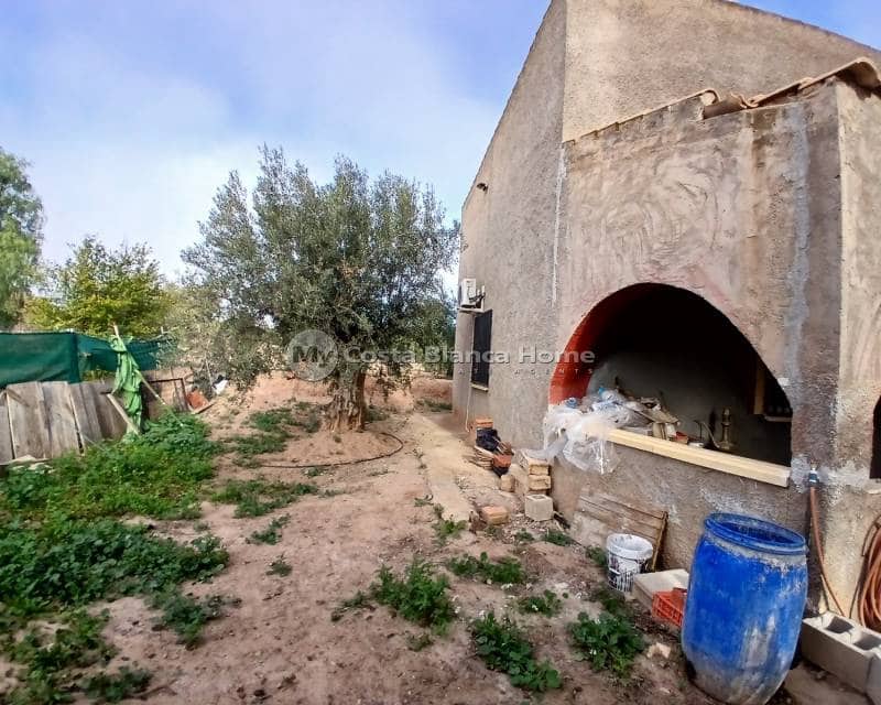 3 bedroom Finca/Country House for sale in Jumilla - € 140,000 (Ref: 8880731)