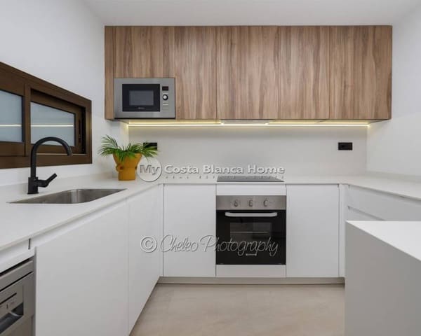 2 chambre Appartement à vendre à Centro, Los Alcázares avec piscine garage - 260 000 € (Ref: 8945158)