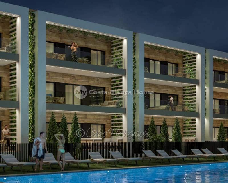 2 bedroom Apartment for sale in Los Alcazares with pool garage - € 260,000 (Ref: 8945158)