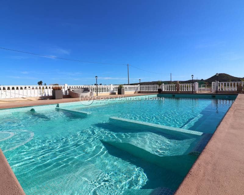 3 bedroom Finca/Country House for sale in Rojales with pool - € 850,000 (Ref: 8969180)