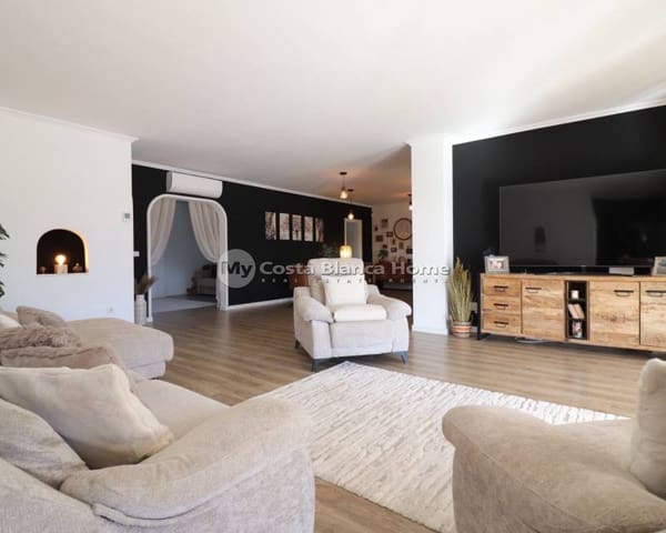 3 bedroom Finca/Country House for sale in Rojales with pool - € 850,000 (Ref: 8969180)