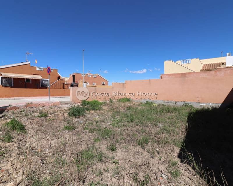 Byggetomt til salgs i Daya Nueva - € 75 000 (Ref: 8969191)