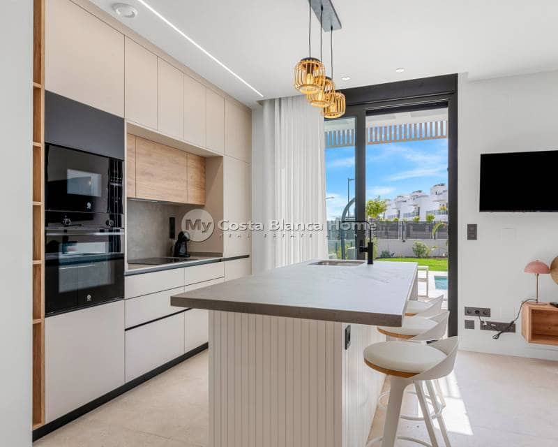 3 bedroom Apartment for sale in Torre-Pacheco with pool - € 449,000 (Ref: 8969210)