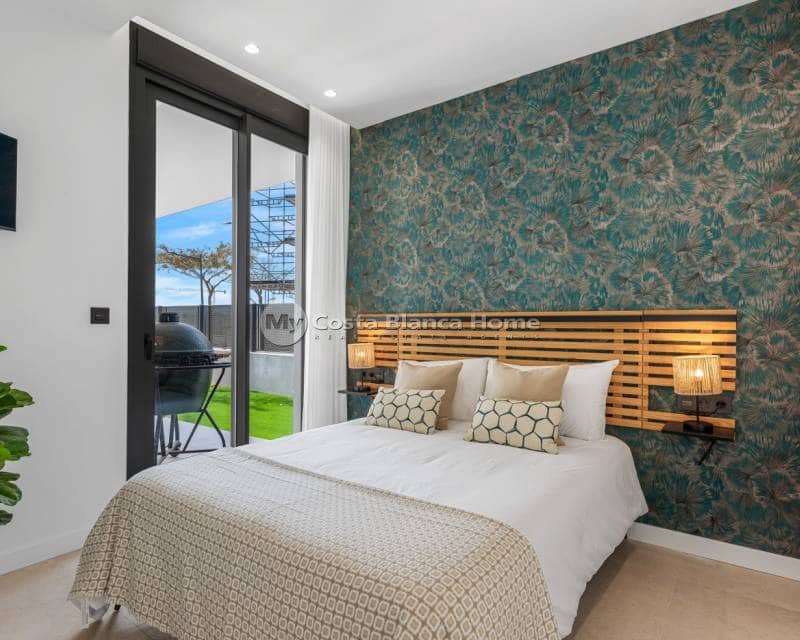 3 bedroom Apartment for sale in Torre-Pacheco with pool - € 449,000 (Ref: 8969210)