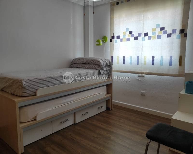 2 soveværelse Lejlighed til salg i Pilar de la Horadada med swimmingpool - € 349.000 (Ref: 8969233)