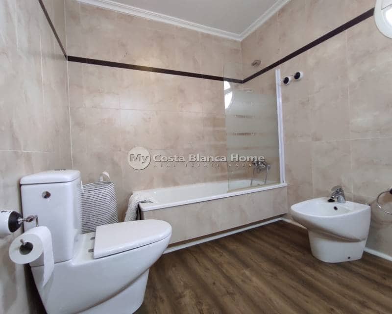 2 soveværelse Lejlighed til salg i Pilar de la Horadada med swimmingpool - € 349.000 (Ref: 8969233)