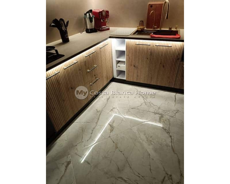 4 Zimmer Haus zu verkaufen in Beniarjo - 215.000 € (Ref: 8969235)