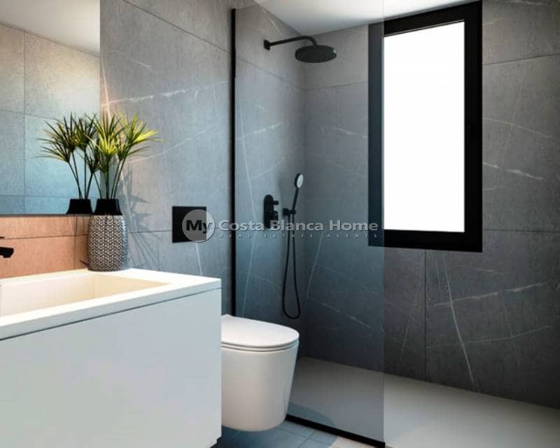 Chalet de 3 habitaciones en Dénia en venta con piscina - 675.000 € (Ref: 8969241)