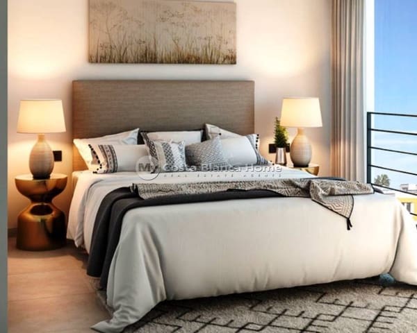 Chalet de 3 habitaciones en Centro Urbano, Dénia en venta con piscina - 675.000 € (Ref: 8969241)