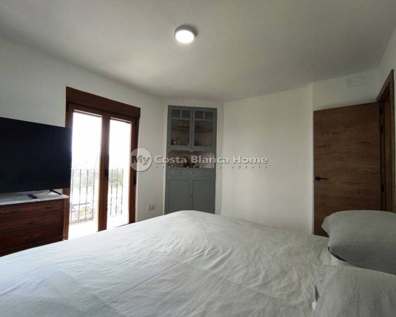 4 soveværelse Finca/Landehus til salg i Cocentaina - € 330.000 (Ref: 8969245)