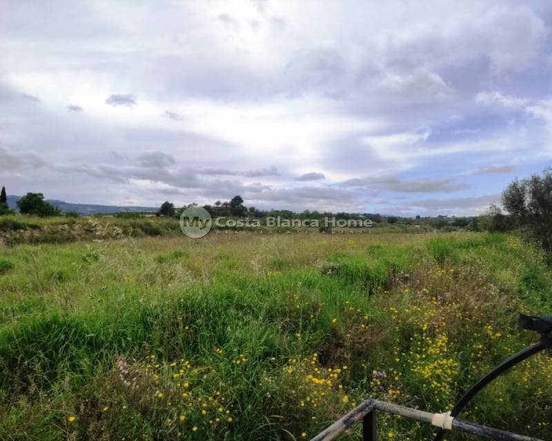 3 soveværelse Finca/Landehus til salg i Albaida med swimmingpool - € 110.000 (Ref: 8969246)