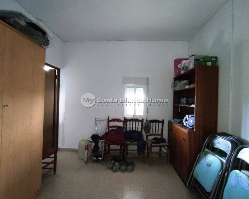 3 soveværelse Finca/Landehus til salg i Albaida med swimmingpool - € 110.000 (Ref: 8969246)