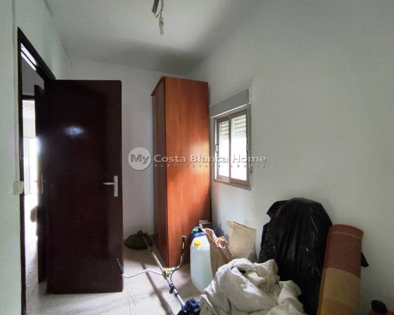 3 soveværelse Finca/Landehus til salg i Albaida med swimmingpool - € 110.000 (Ref: 8969246)