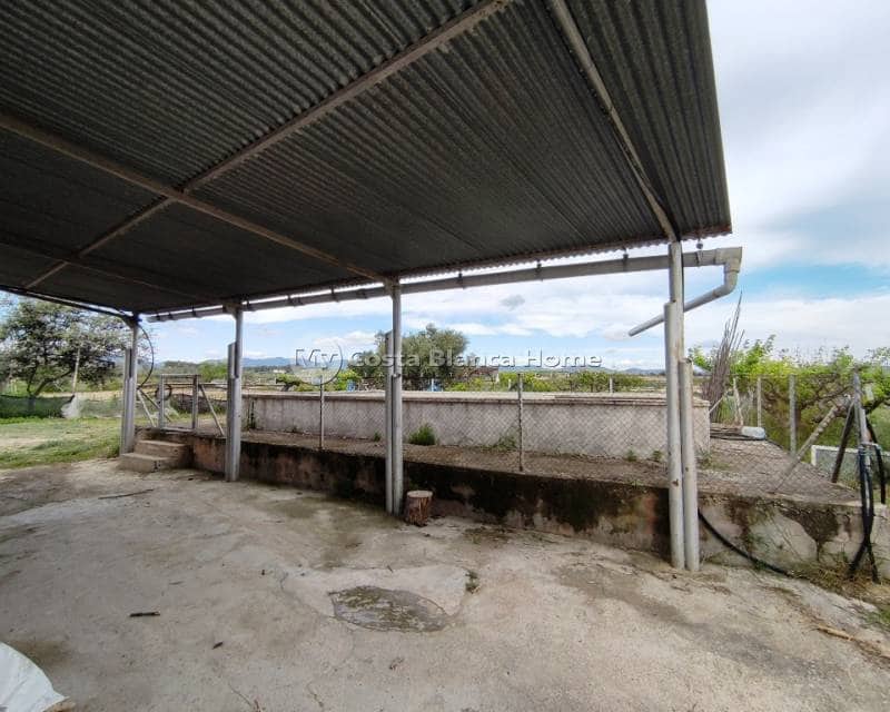 3 soveværelse Finca/Landehus til salg i Albaida med swimmingpool - € 110.000 (Ref: 8969246)