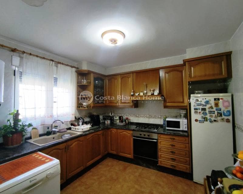 4 soveværelse Finca/Landehus til salg i Cocentaina med swimmingpool - € 250.000 (Ref: 8969249)