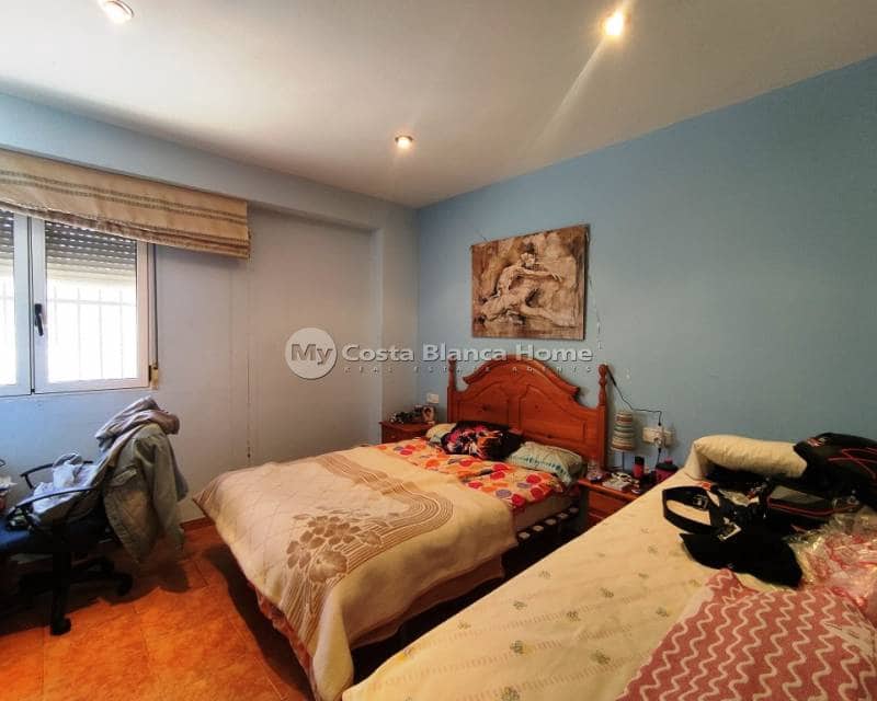 4 soveværelse Finca/Landehus til salg i Cocentaina med swimmingpool - € 250.000 (Ref: 8969249)